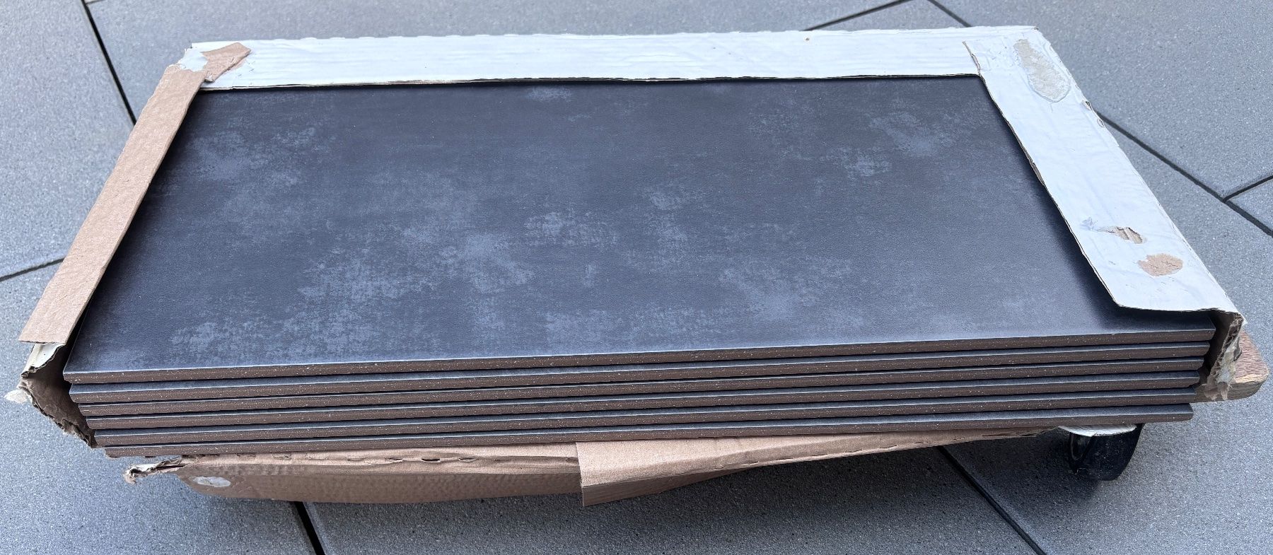 Servierplatten: Bodenplatten/ Feinsteinzeug Anthrazit, 30x60 – Neu und originalverpackt aus Laupersdorf von Cbrian 2