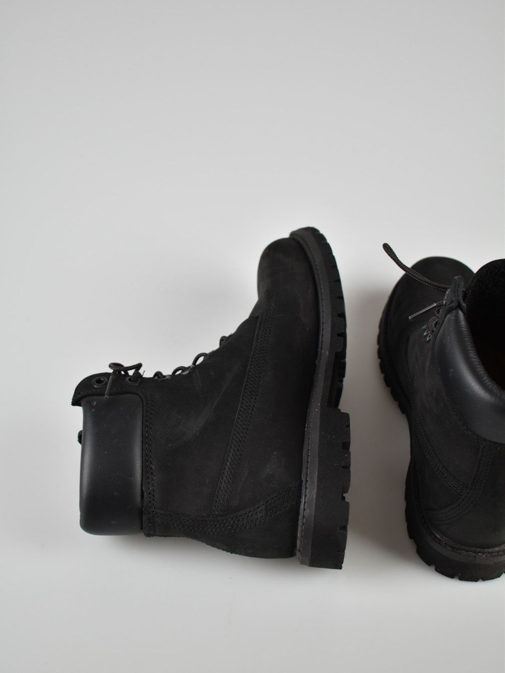 Timberland Scarpe da donna: Timberland 6 IN Boots, schwarz, Gr.40 – Usato da Nürensdorf venduto da 2ND_STORY 2