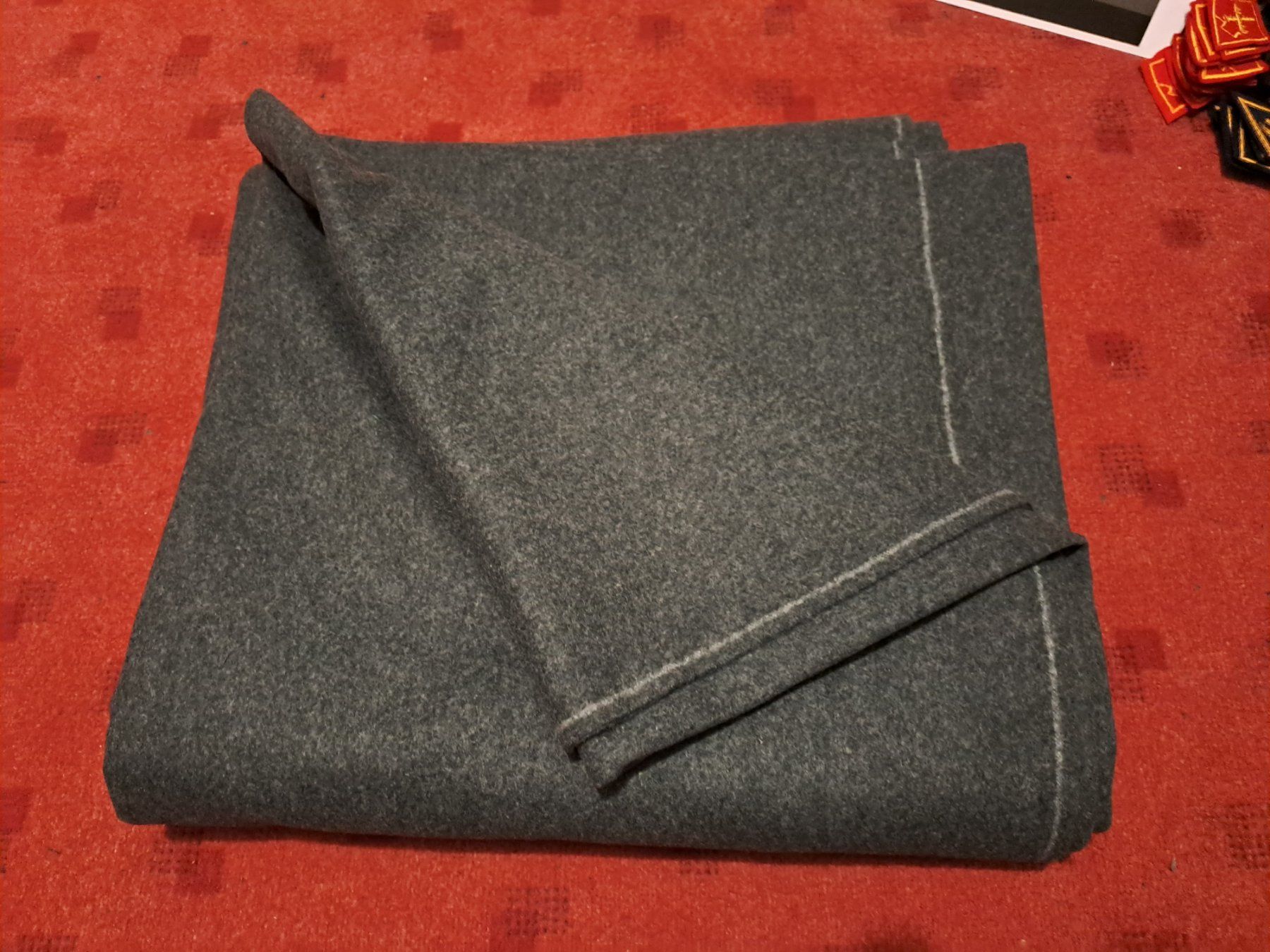 Schweizer Armee Uniformi: Tanniger Uniformstoff, Neu , 1,5m / 3m. – Nuovo (secondo la descrizione) da St.Gallen venduto da Infanteriewerk