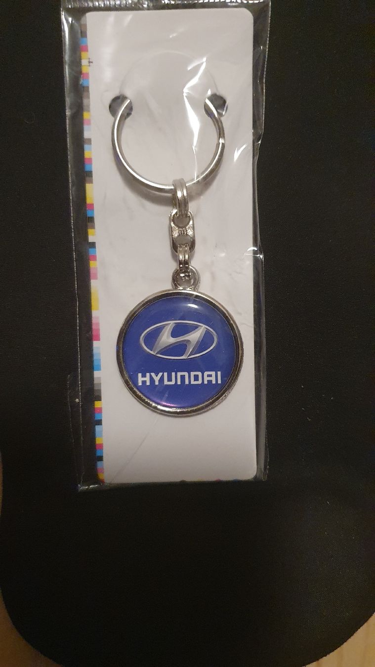 Autos: HYUNDAI SCHLÜSSELANHÄNGER – Neu und originalverpackt aus Gossau SG von ismetinho