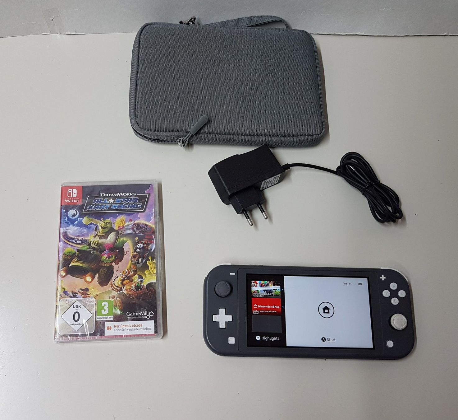 Nintendo Console: 😎 Nintendo Switch Lite – Usato da Schüpfheim venduto da Games_Spielkonsolen