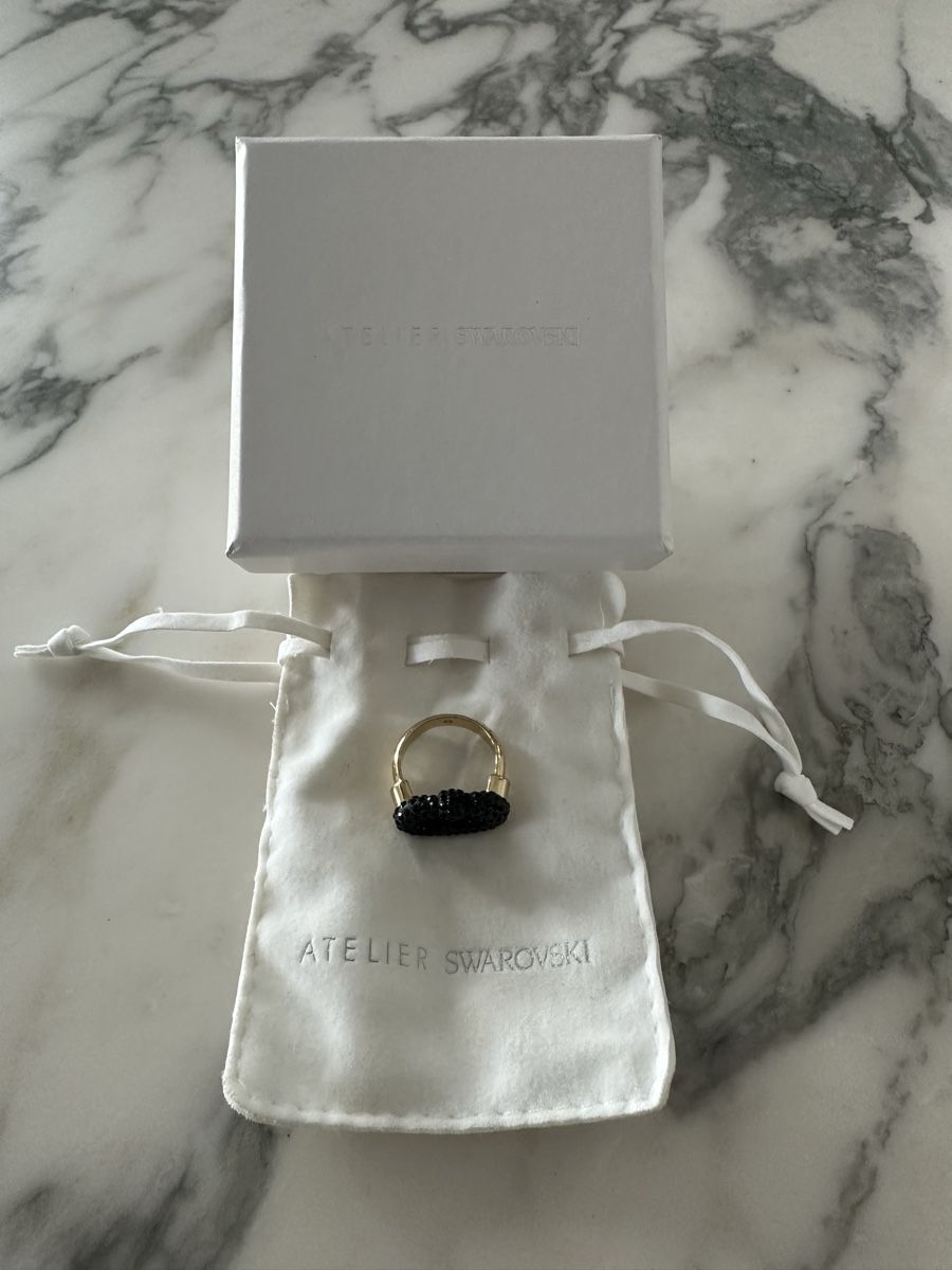 Swarovski Anelli: Swarovski Atelier Christopher Kane ring – Usato da Thalwil venduto da Ven.Mic