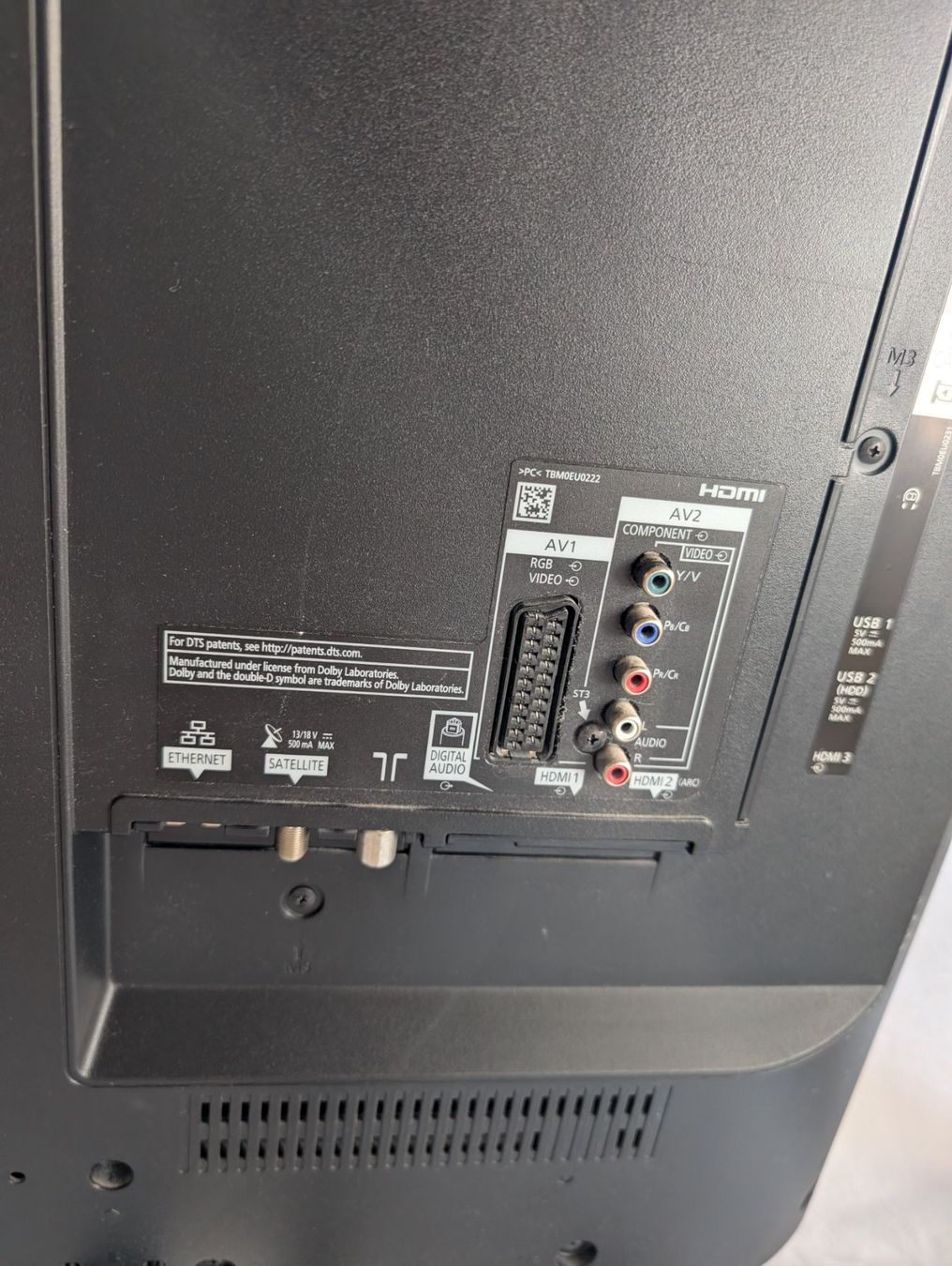 Panasonic Fernseher: Panasonic TX-42ASW654 – Gebraucht aus Zürich von kun_q5pg 3