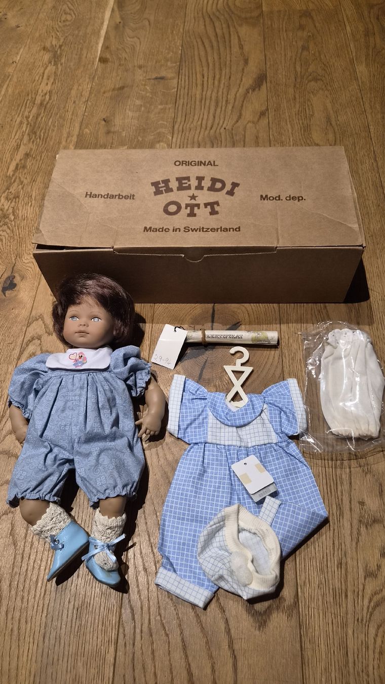 Heidi ott Bambole: Original Heidi Ott Puppe – Nuovo (secondo la descrizione) da Davos Clavadel venduto da ste_9qdw