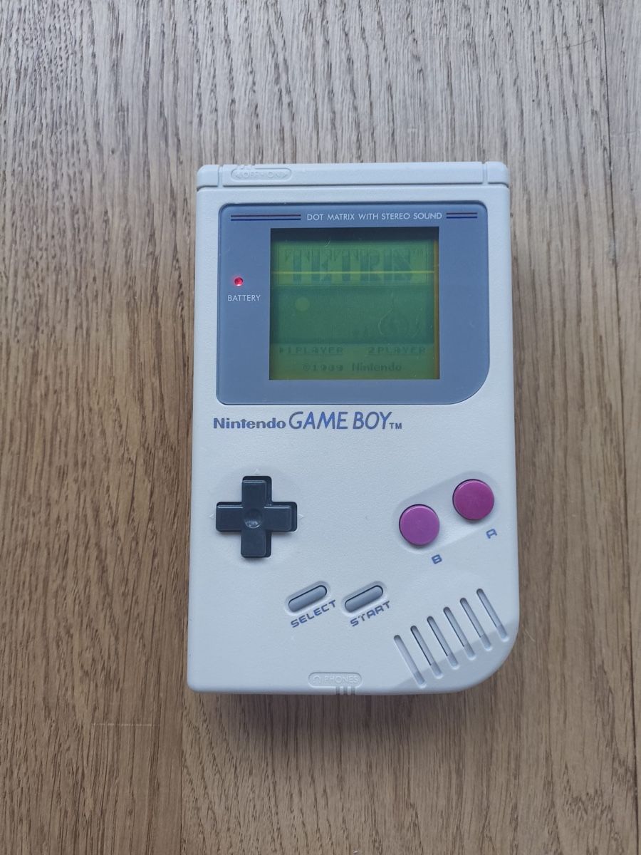 Nintendo Console: Original Nintendo Game Boy DMG-01 – Usato da Ostermundigen venduto da moniandi 1