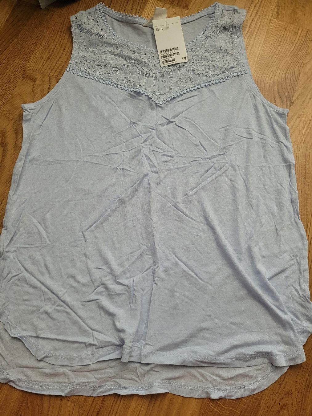 H&M Top: H&M Top – Nuovo e nell'imballaggio originale da Zürich venduto da vic_w2tl