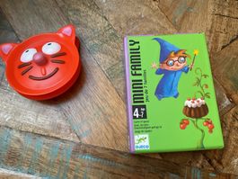 Djeco Mini Family & Djeco Kartenhalter Katze (ab 4 Jahre)