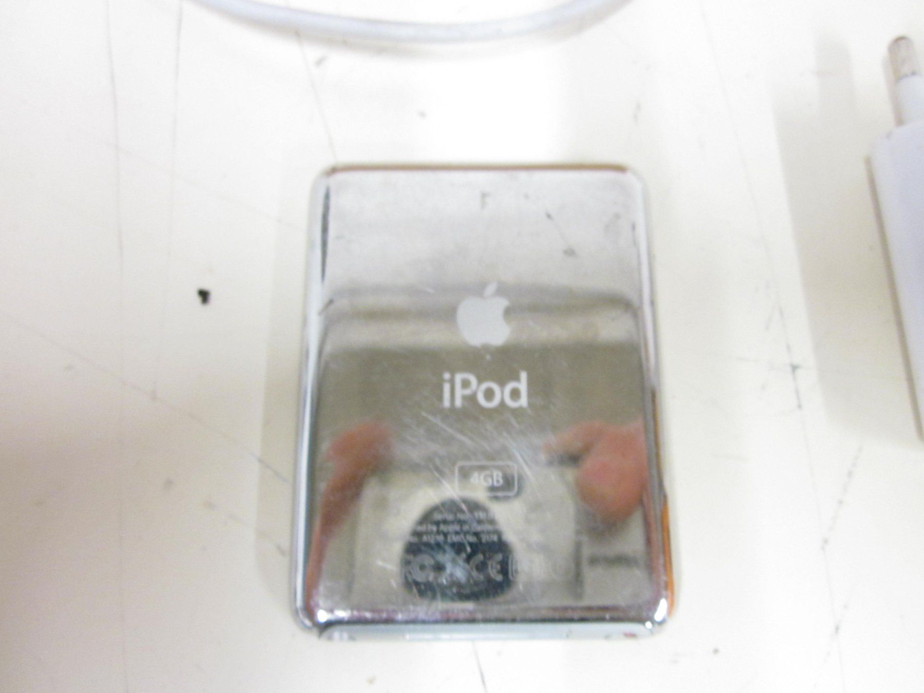 Apple Lettore multimediale portatile: I POD Nano A 1236 4GB – Difettoso da Grand-lancy venduto da kohler333 2
