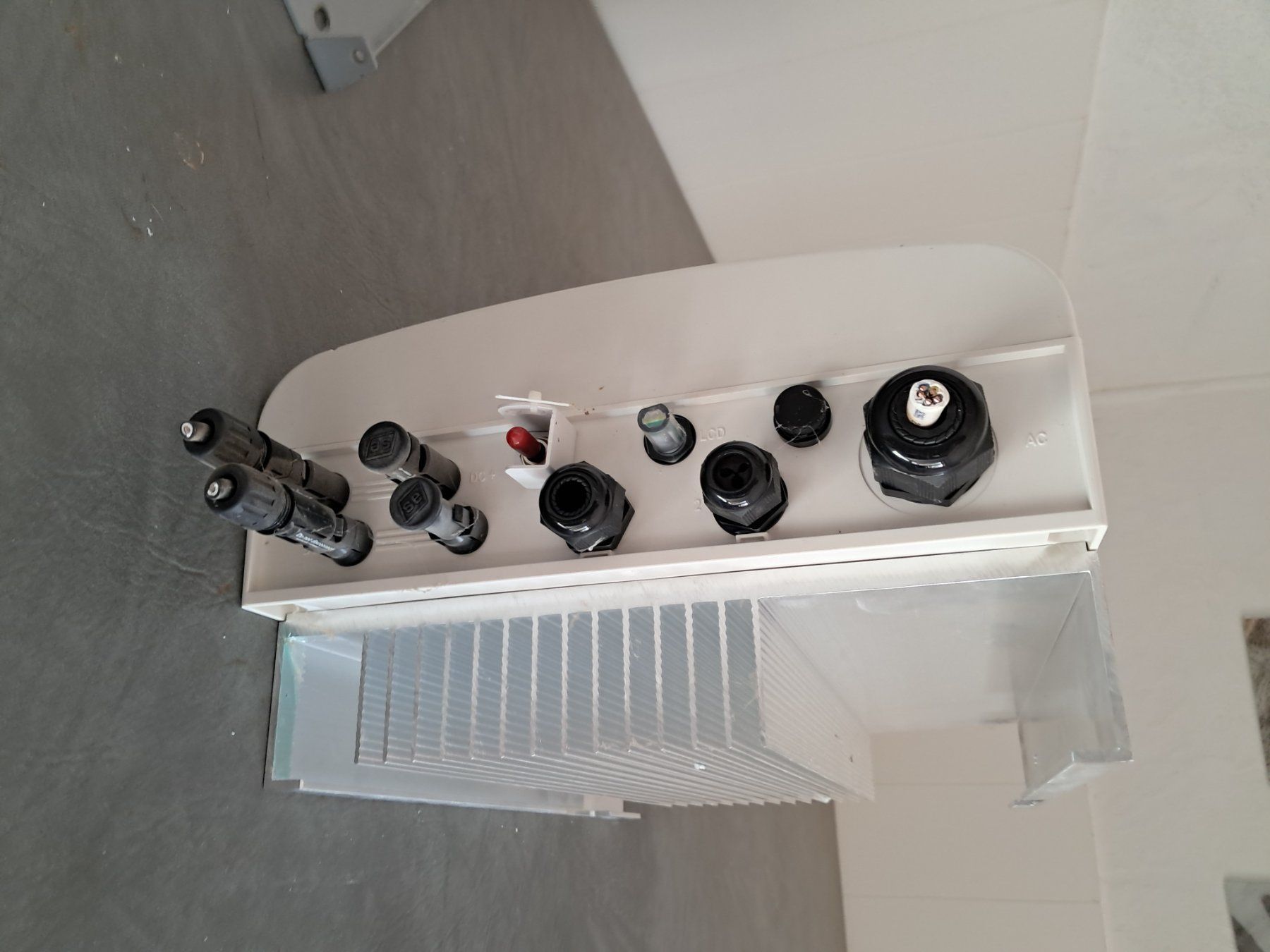 SolarEdge Onduleurs: Onduleur Solaredge SE10 – D'occasion à Geneveys-Coffrane par lesblesdor 3