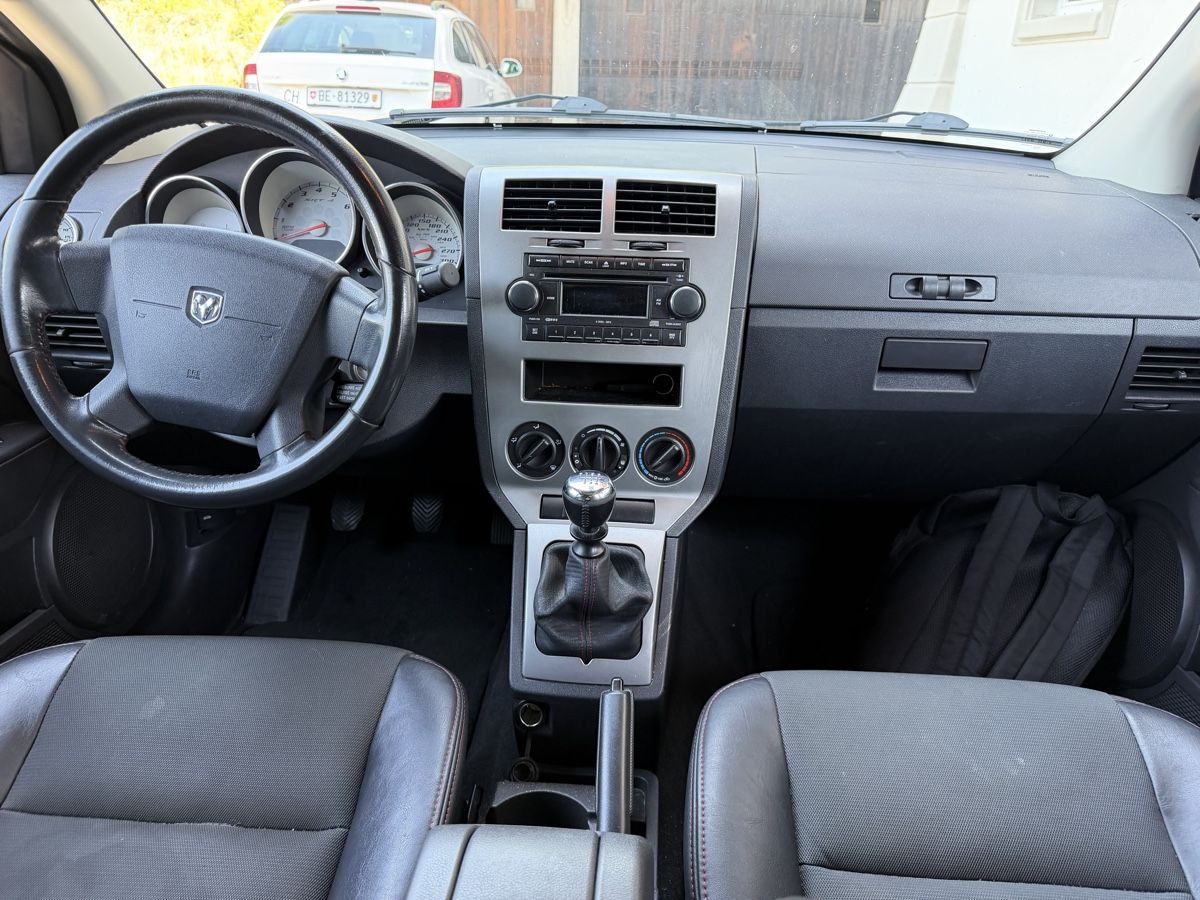 Dodge Autos: Dodge Caliber SRT4 Silber gute Zustand – D'occasion à Biel/Bienne par Emar94 7