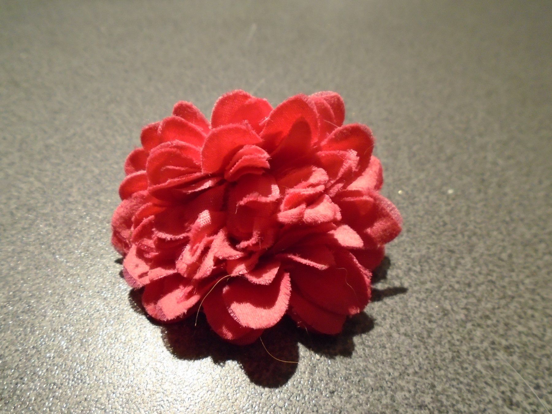 Accessori per capelli: Haarspange mit pinker Blume – Usato da Zürich venduto da abraxas1291