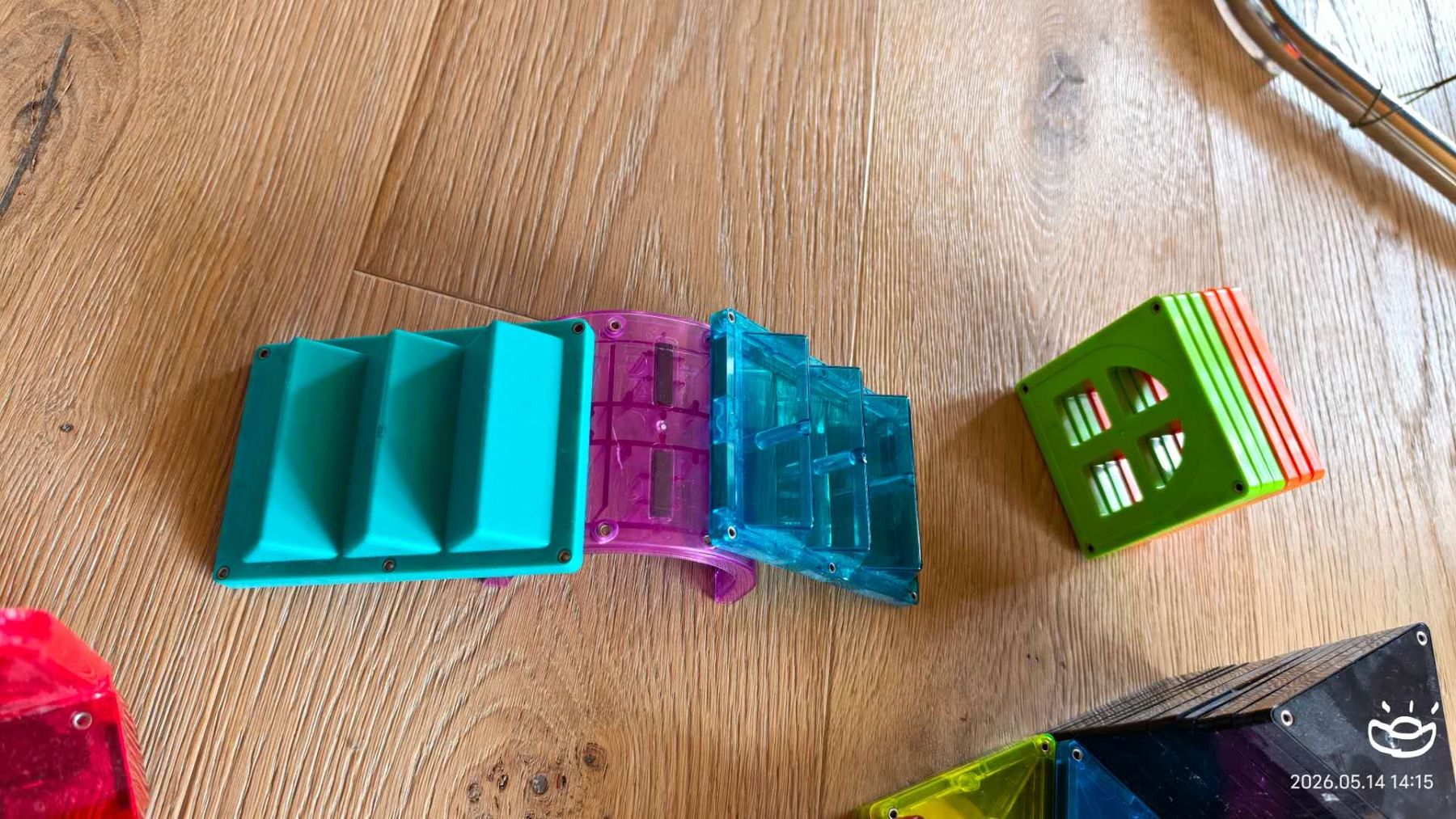 Kit di costruzioni: Magna-Tiles magnetische Bausteine – Usato da Nussbaumen AG venduto da jot_ks2f 9
