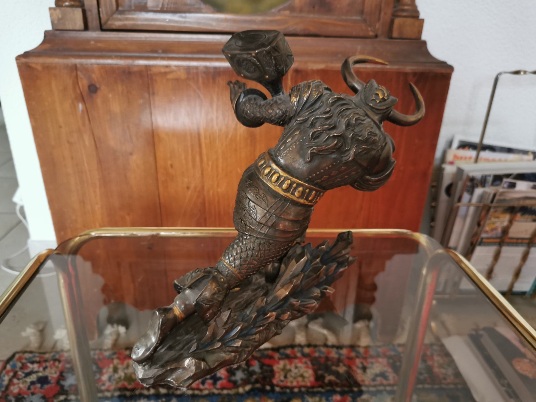 Statuette: Statuette en résine et bronze – Nuovo (secondo la descrizione) da Renens VD venduto da oli_vjm7 1