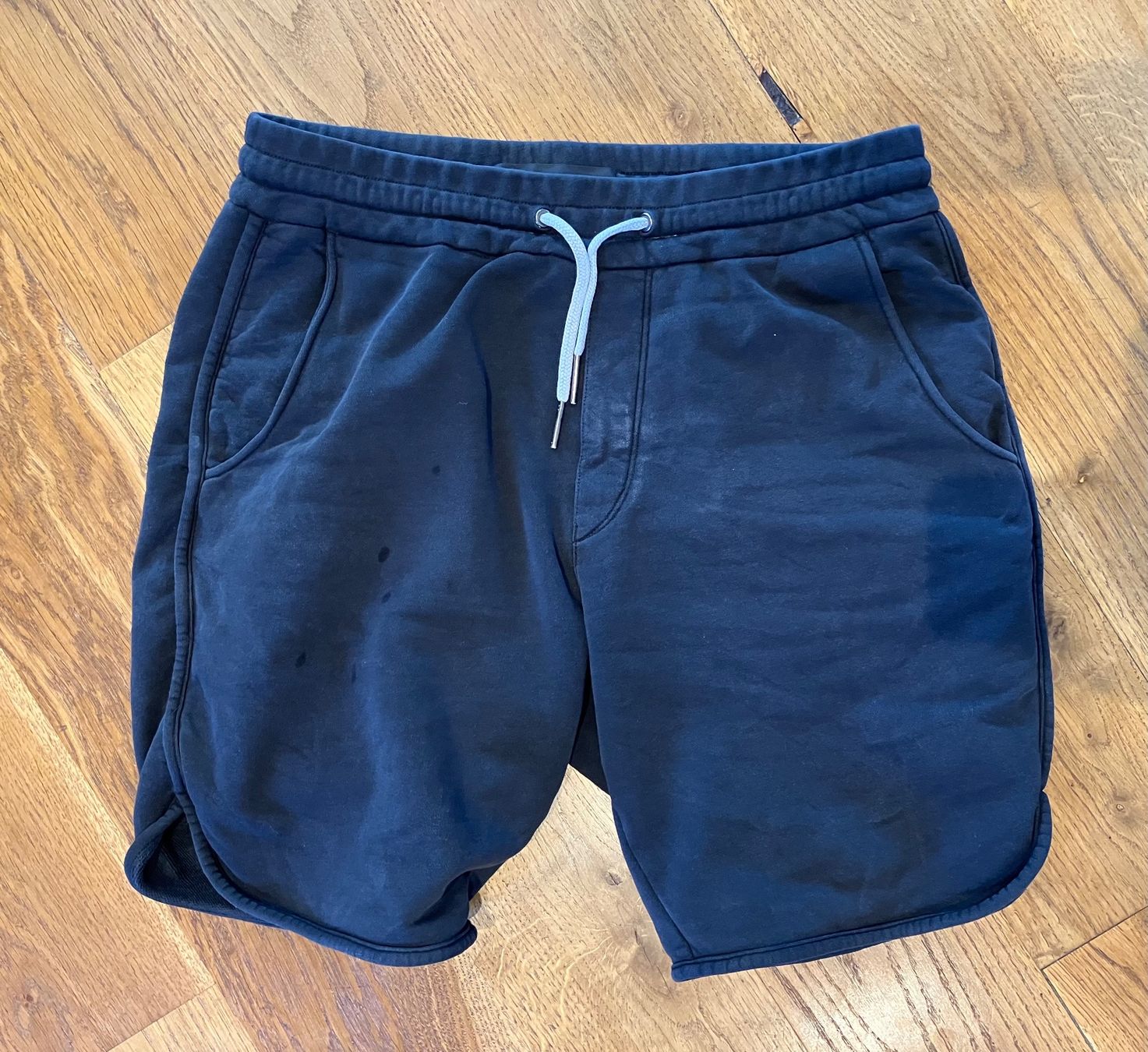 Drykorn Pantaloni: Sweat Shorts Drykorn L – Usato da Weinfelden venduto da kas_xk5y