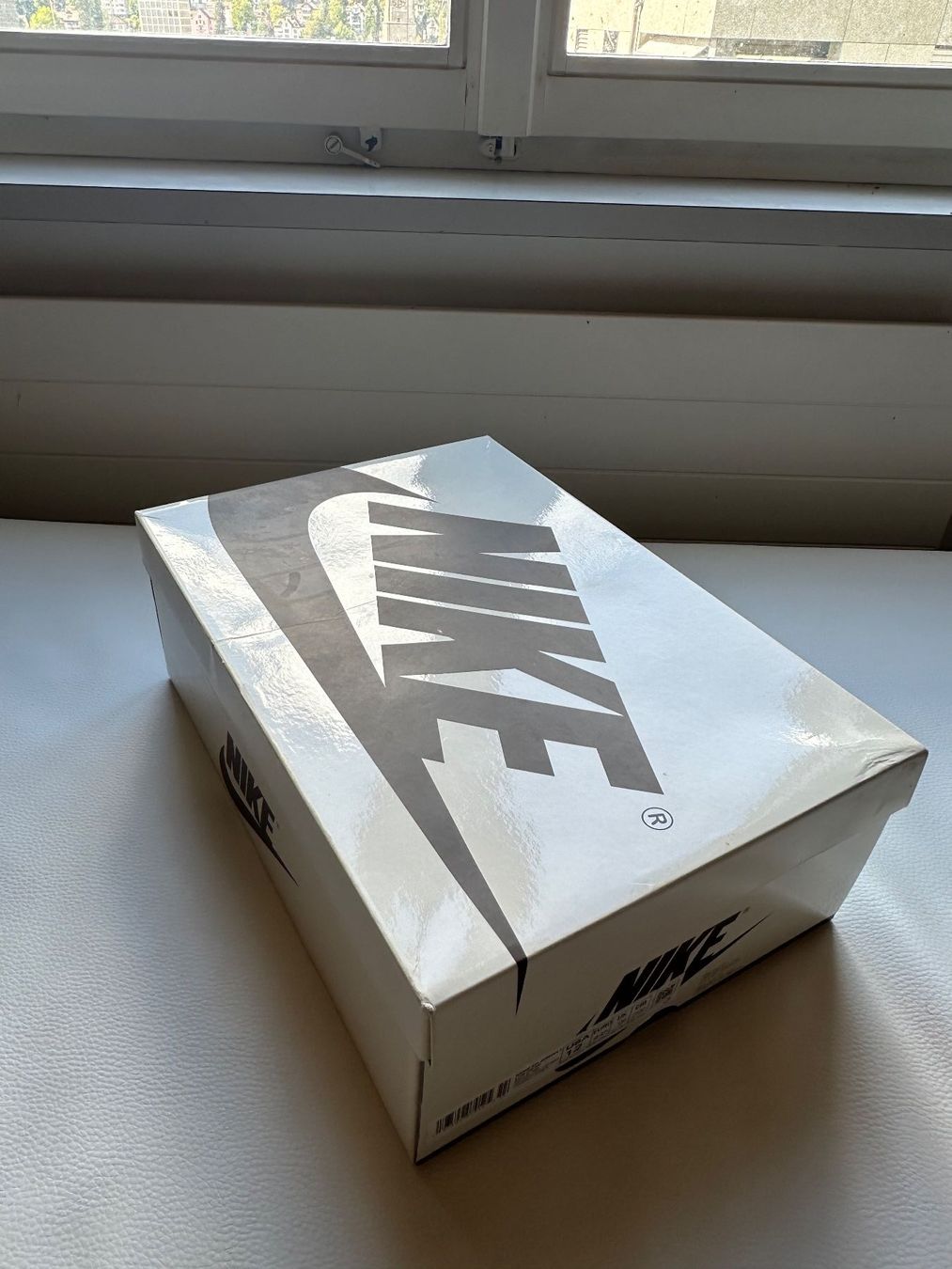 Nike Chaussures hommes: Jordan 1 Retro Low Travis Scott, Reverse Medium Olive – D'occasion à St. Gallen par mar_9ffx 9