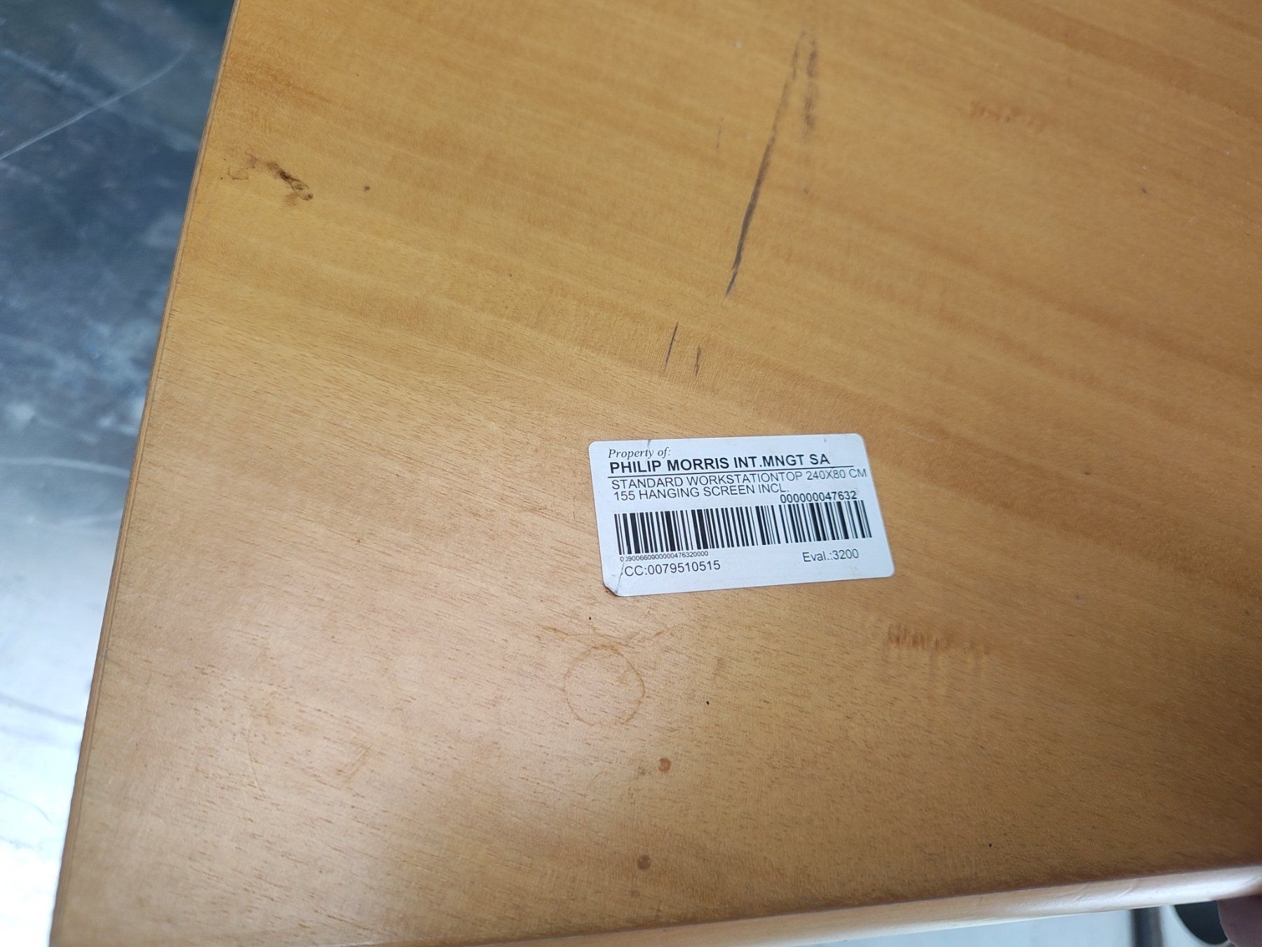 Scrivanie: Wunderschöner Bürotisch  Neupreis 5000.- – Usato da Melchnau venduto da Unikat01 6