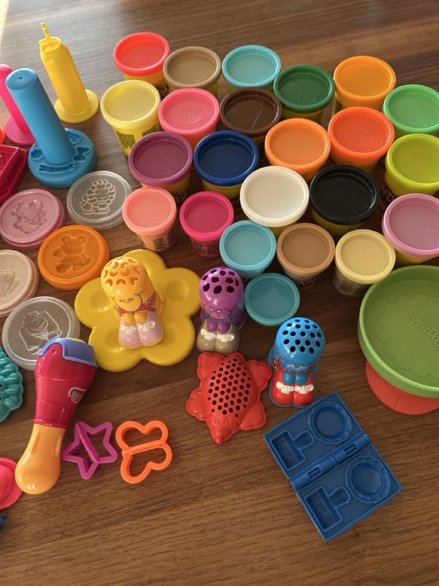 Play-Doh Modelliermasse: Play-Doh Förmchen plus gebrauchter Knete – Gebraucht aus Magden von ctw_mp7b 3