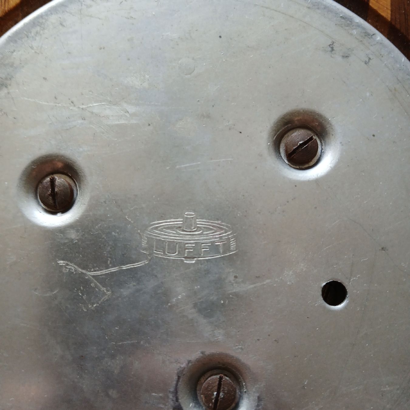 Altri elettrodomestici e apparecchi d’epoca: Antiker Barometer Holzgehäuse  – Difettoso da Wädenswil venduto da LeTroedel 2