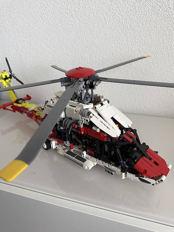 Lego Kit di costruzioni: LEGO Technic Helikopter – Usato da Weinfelden venduto da Vane4040 1