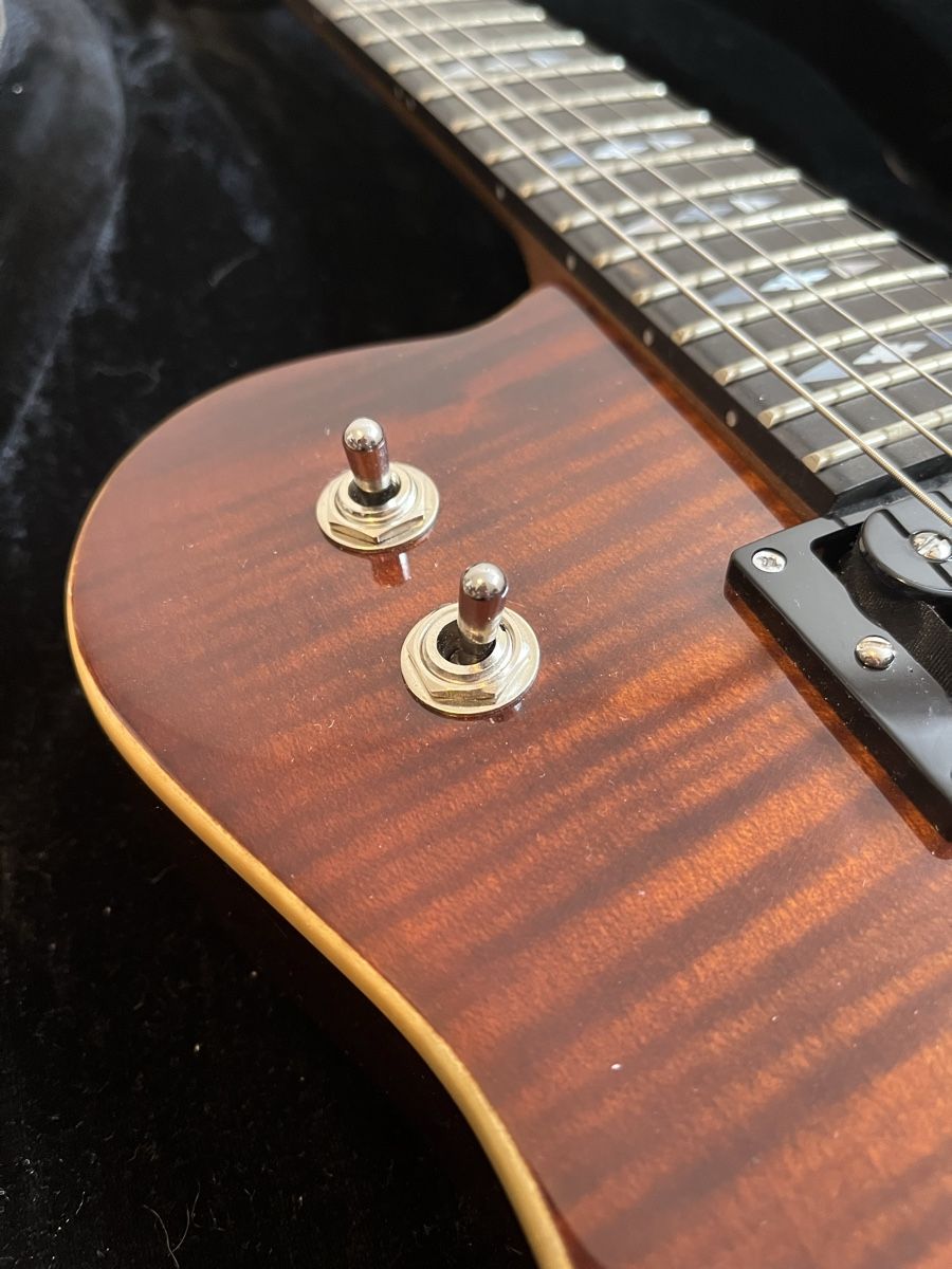 Framus Strumenti musicali: Framus Panthera Studio Custom Antique Tobacco – Nuovo (secondo la descrizione) da Vaduz venduto da Wodanerik 9