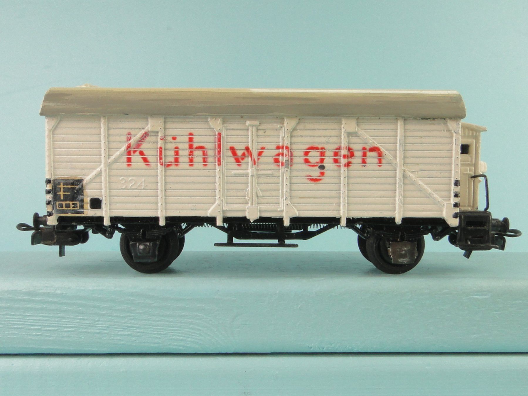 Märklin Modelleisenbahnen: Märklin 324 Kühlwagen – Gebraucht aus Bülach von cann11 2