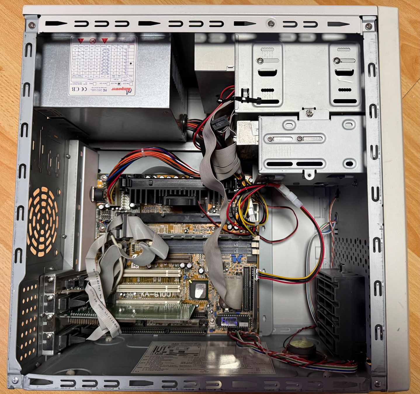 PC: Retro Computer Celeron 300, 32MB RAM, 2GB HDD, SB Pro – Usato da Sulgen venduto da thomas_comp 3