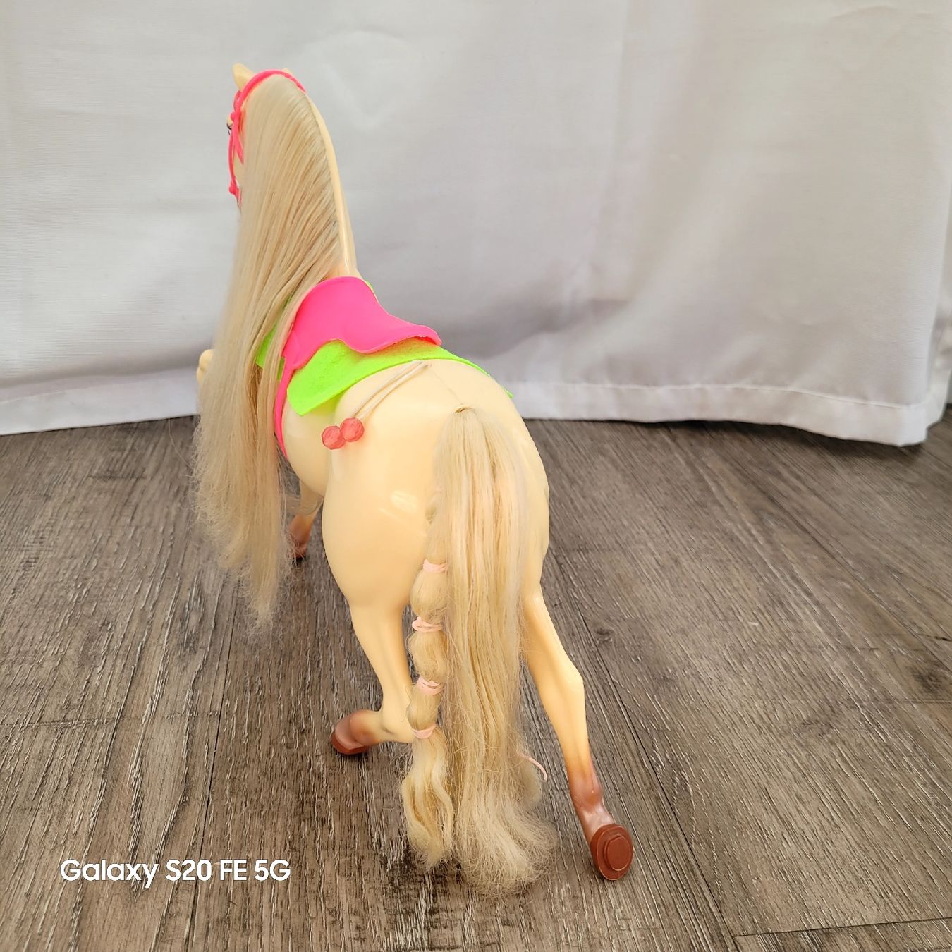 Spielzeuge: Barbie Pferd Isabellfarben – Gebraucht aus Niederbuchsiten von klengyel 2