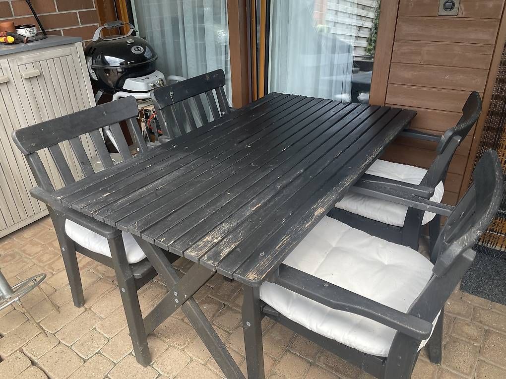 Set di tavolo e panche: Gartentisch mit Stühlen – Usato da Meisterschwanden venduto da DARALB 1