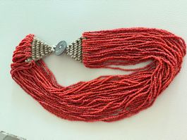 Edles Korallen-Collier Antik Münzverschluss 1910
