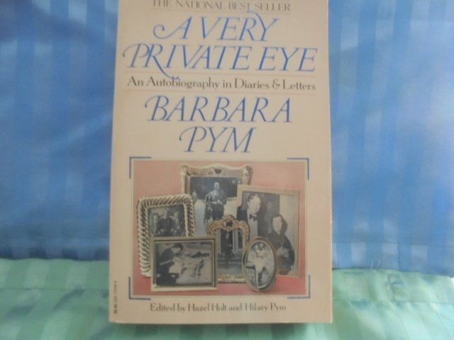 Bücher: Barbara Pym: A very private eye – Gebraucht aus Hinwil von Glasperlen