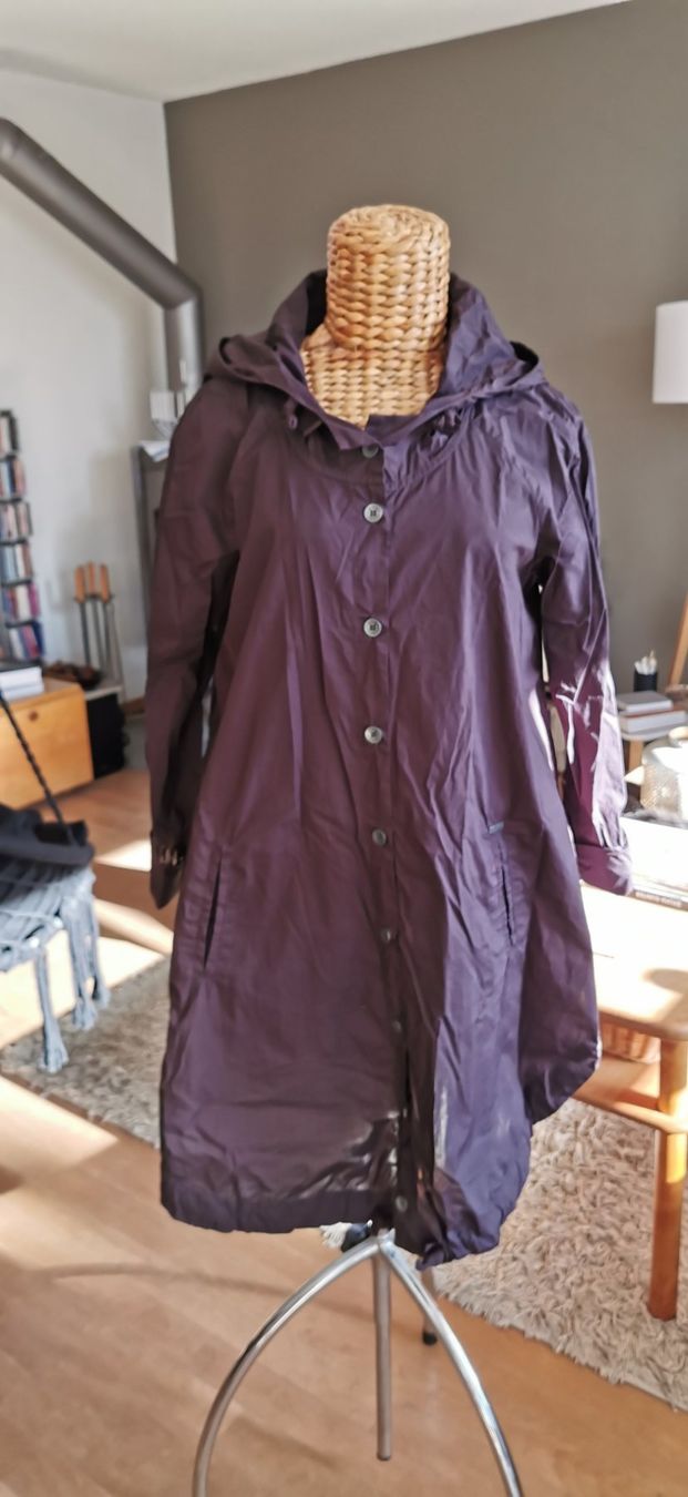 Nile Vestiti: Nile Mantelkleid, M – Usato da Oberdiessbach venduto da Birly
