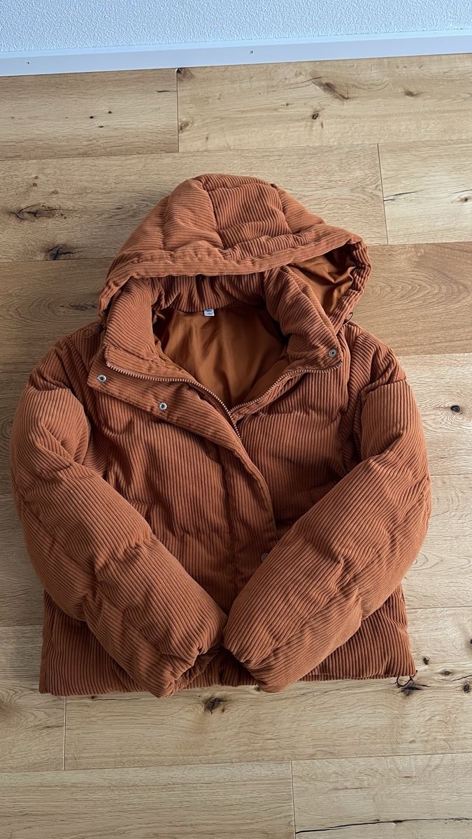 Giacche: Damen Kordjacke Winter – Usato da Roggwil BE venduto da and_sl26 1
