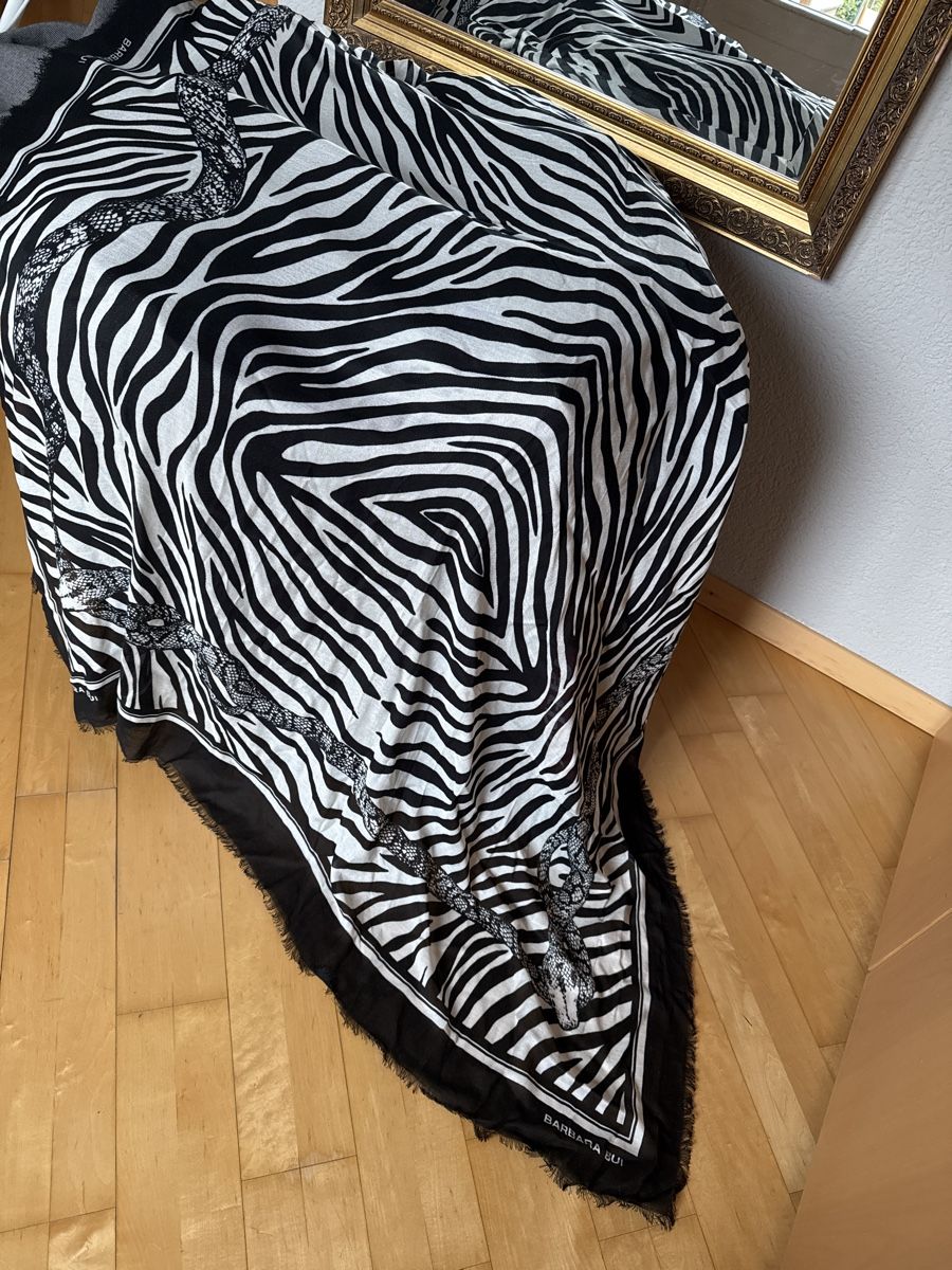 Foulard & Sciarpe: Barbara Bui Schal neuwertig – Usato da Lenzburg venduto da Gardenia2010 1
