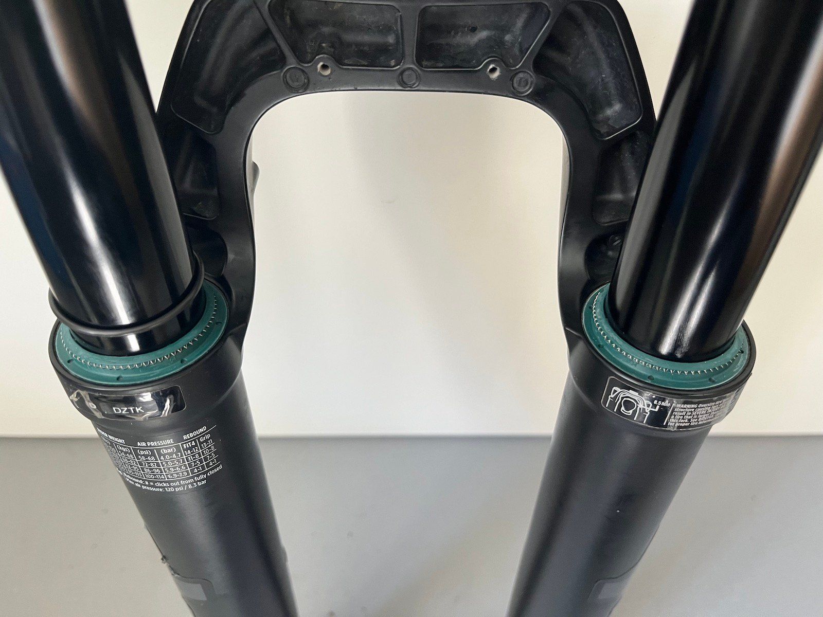 Fox Pezzi di ricambio: Fox 34 Grip 29" 15x110 130 oder 140mm – Usato da Massongex venduto da thn311 4