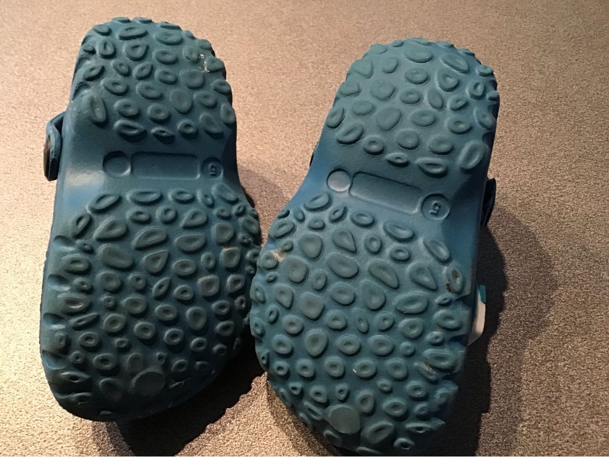 Scarpe per ragazzi: Baby Clogs Marke Blackfox – Nuovo (secondo la descrizione) da Cortaillod venduto da clsoooh 4