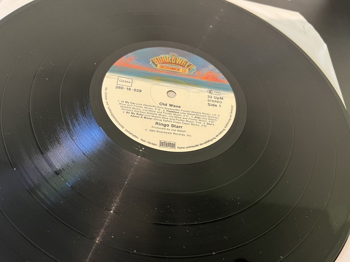 Dischi in vinile: Ringo Starr - Old Wave LP 1983 Vinyl Mint – Usato da Schübelbach venduto da Klabauterli 2