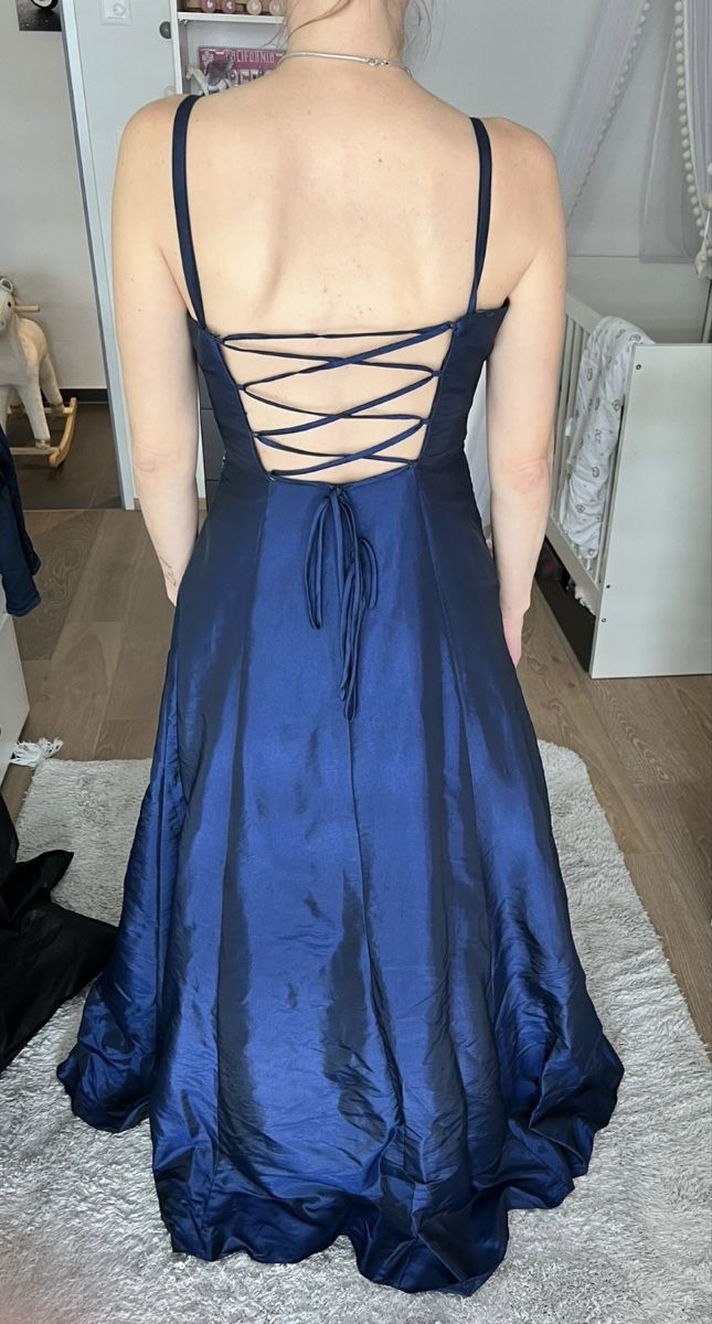 Vestiti: Elegantes Abendkleid Gr. 38 Dunkelblau Glitzer – Usato da Thun venduto da noggi87 1