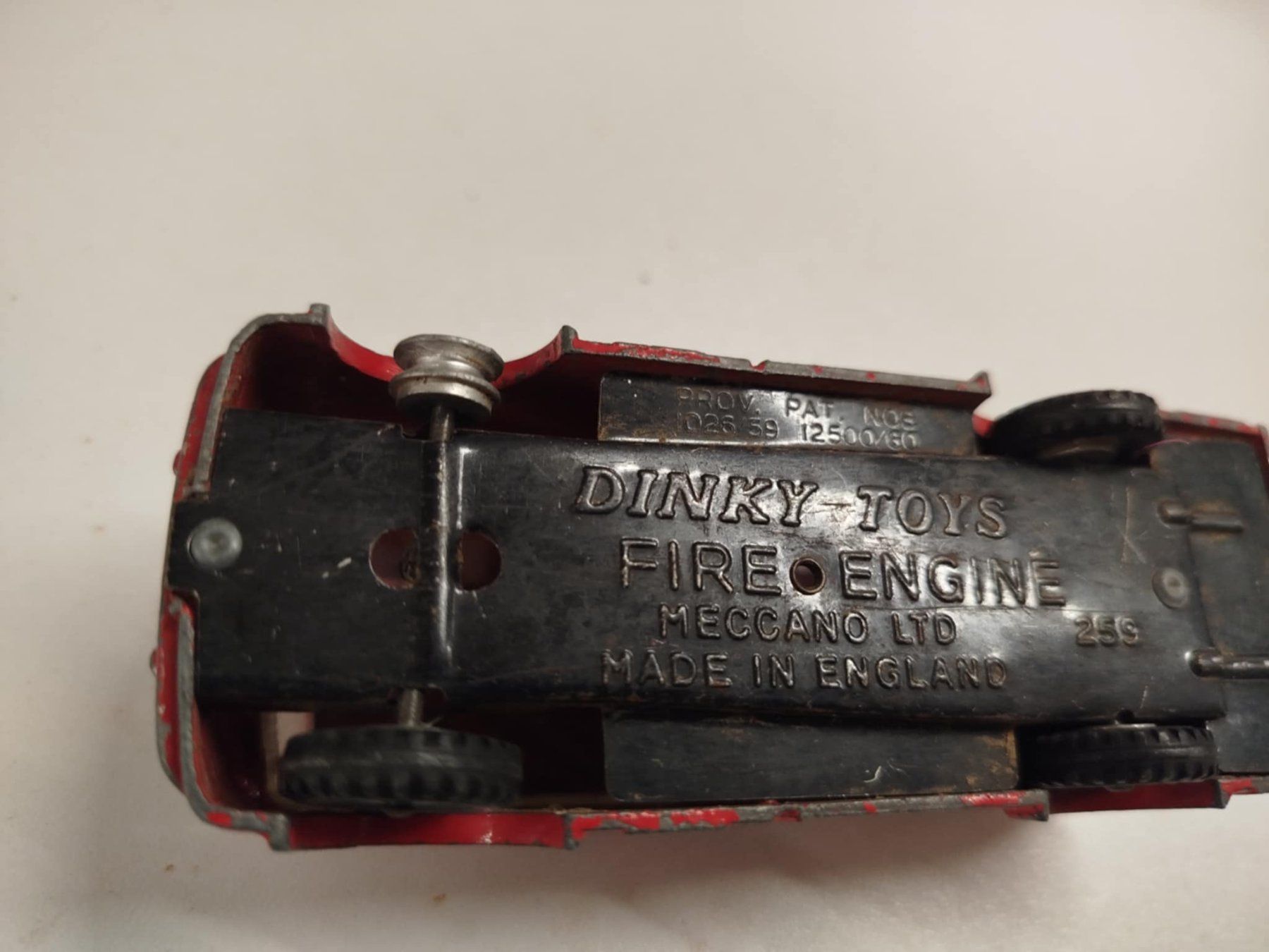 Dinky Toys Modellini d'auto: Dinky Toys (nr 24) – Usato da La Chaux-de-Fonds venduto da Emmaus2300CDF 5
