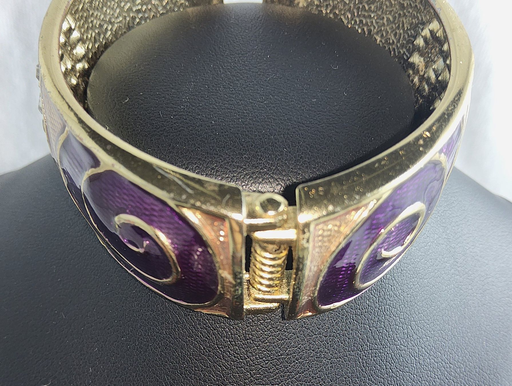 Bracciali & Braccialetti: Antike, wunderschöne Armspange mit Federverschluss – Usato da Thalwil venduto da freespirit-kev 2