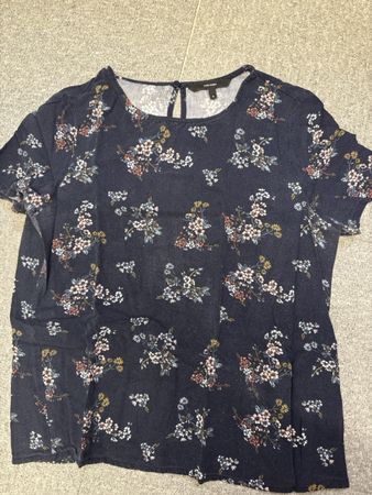 blaue veromoda bluse mit blumen, grösse s
