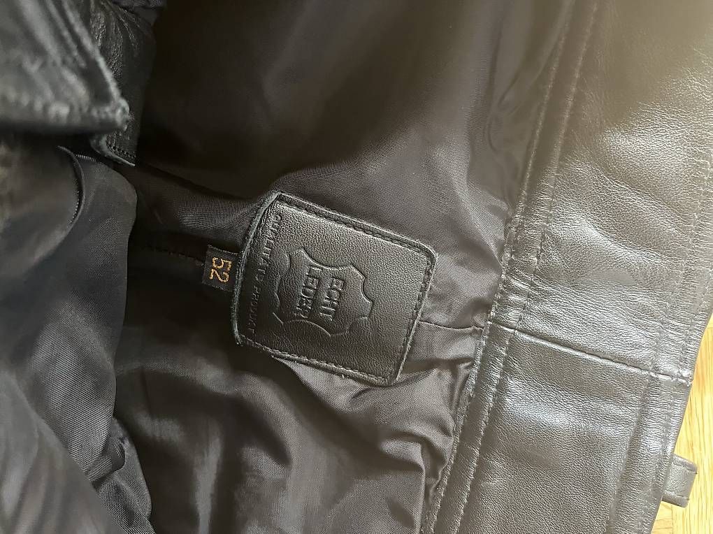 Pantaloni: Töff Hosen  – Usato da Baar venduto da MelMel04 1