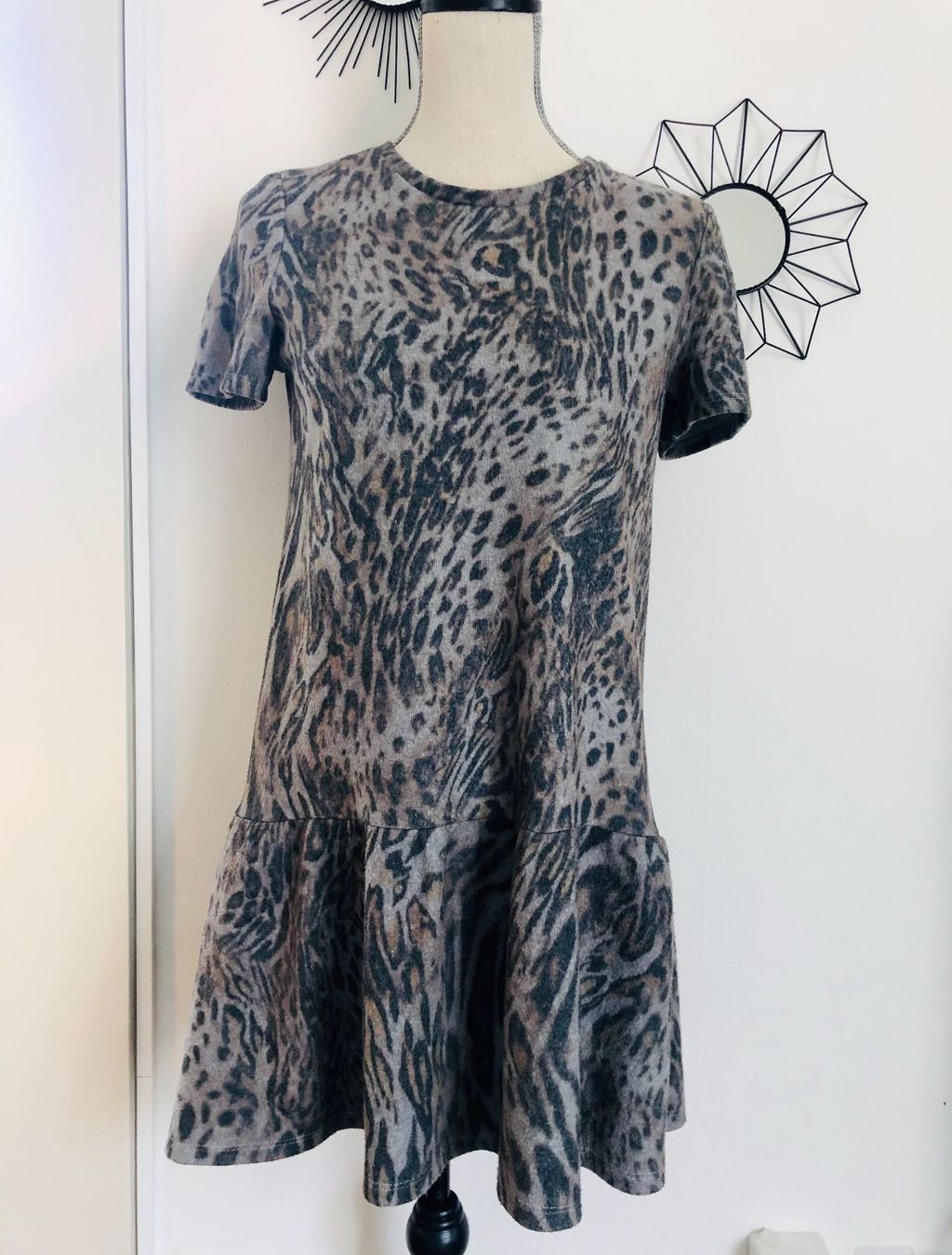 Zara Kleider: Robe chaude Zara, taille M – Gebraucht aus Carouge GE von Emilynette