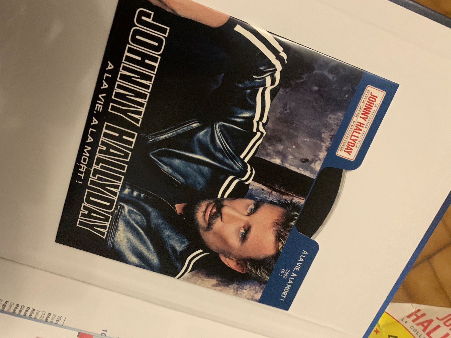 CD: Cd Johnny Hallyday 2002 2 cd – Nuovo e nell'imballaggio originale da Veyrier venduto da kimedovapa 1