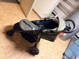 Joie Kinderwagen / Buggy in Grau  kompakt & praktisch