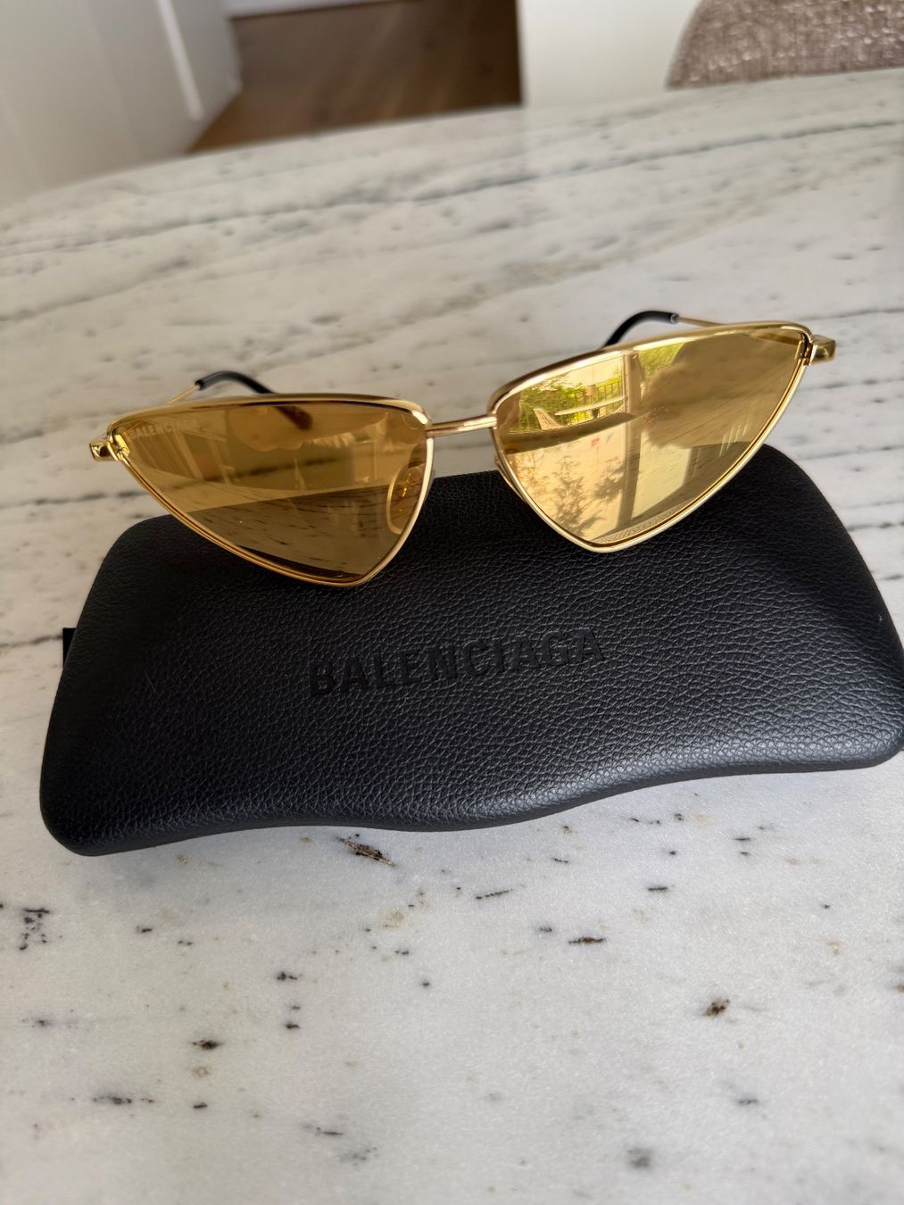 Balenciaga Occhiali & Lenti: BALENCIAGA "Cat-Eye" Sonnenbrille – Usato da Horgen venduto da prelovedzh 1