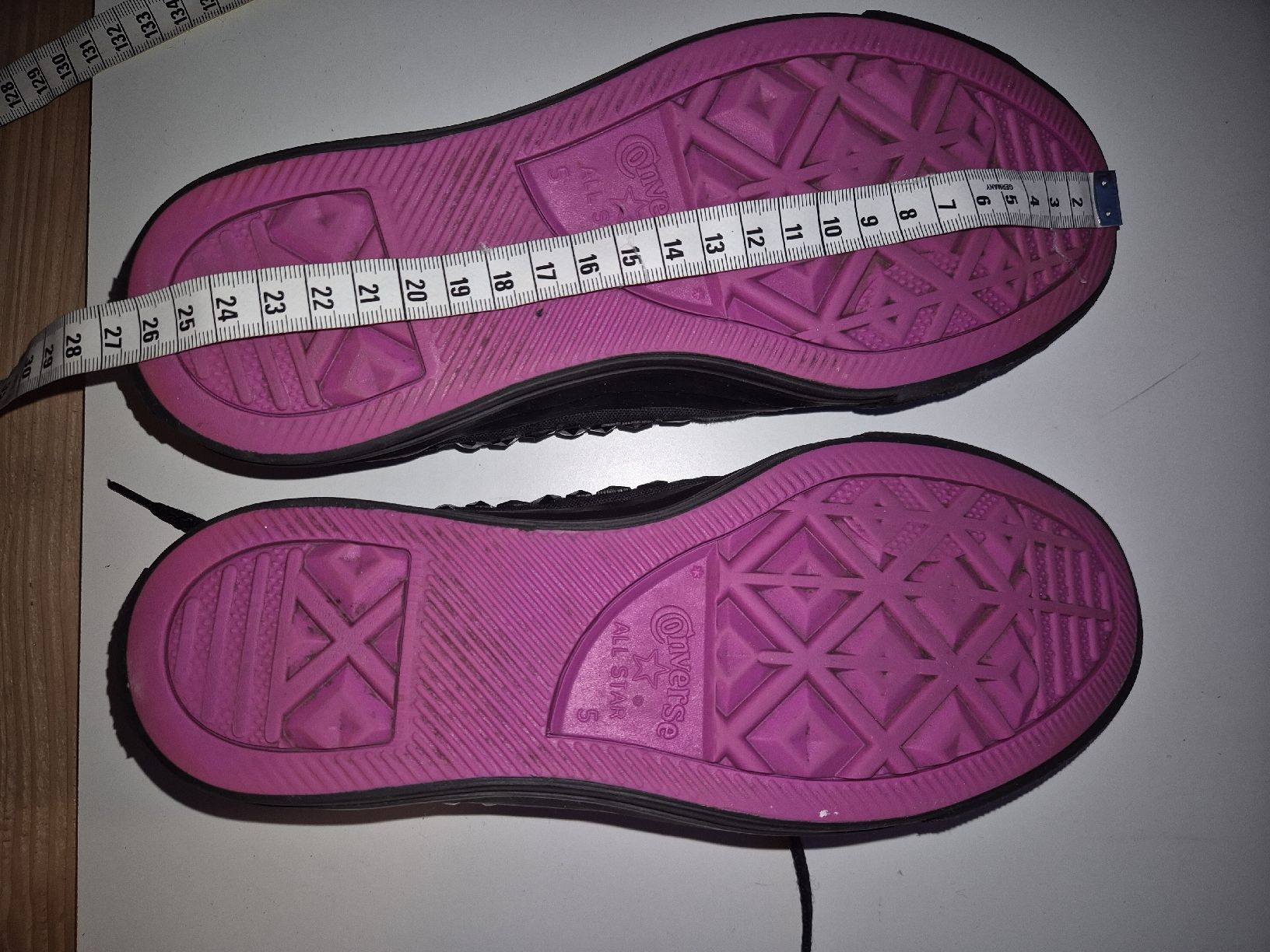 Damenschuhe: Converse All Stars Gr.37.5 Schwarz – Gebraucht aus Wettingen von Fjona 2