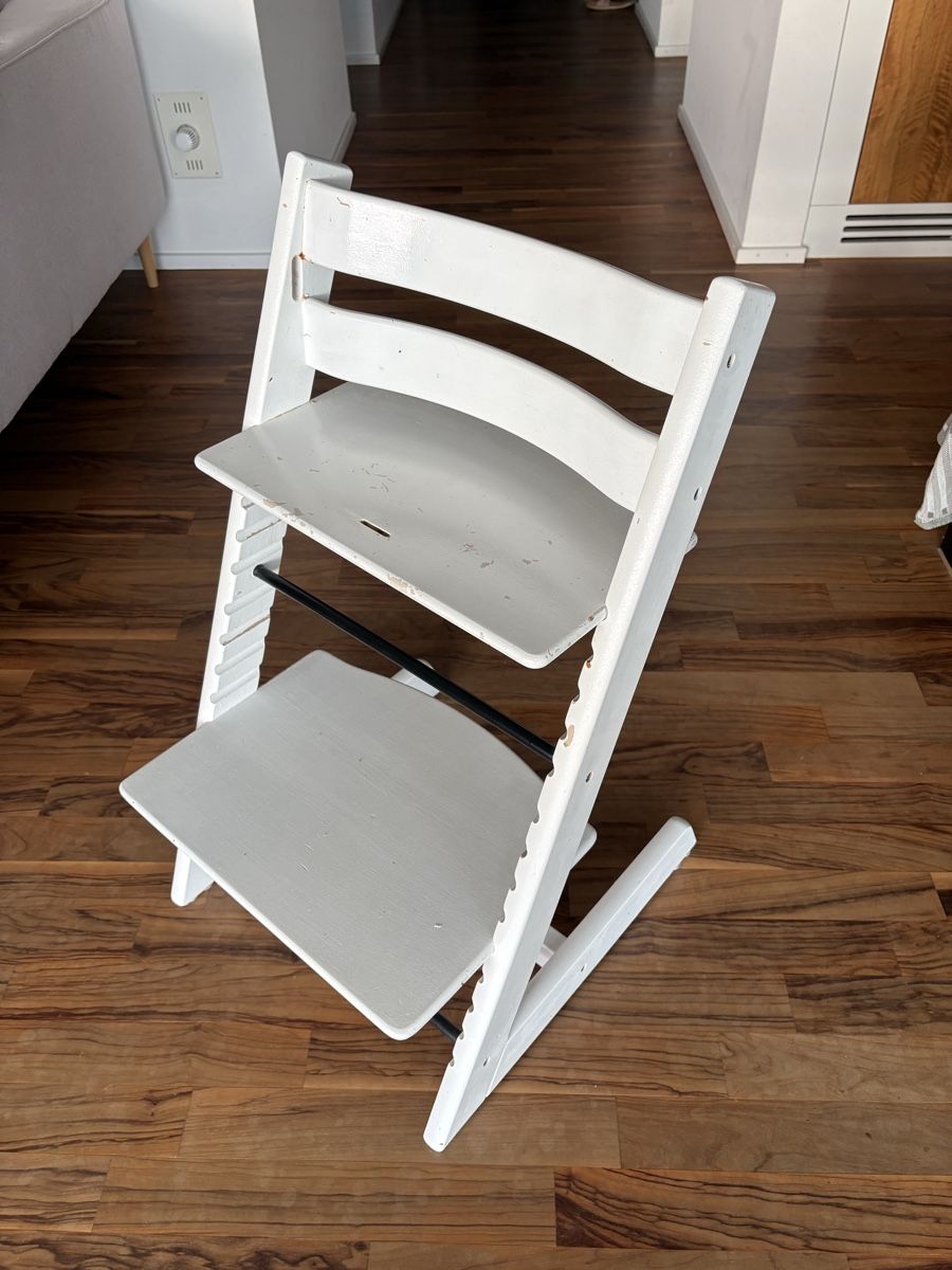 Stokke Chaises hautes: Stokke Tripp Trapp Weiss – D'occasion à Stallikon par mwichm 3