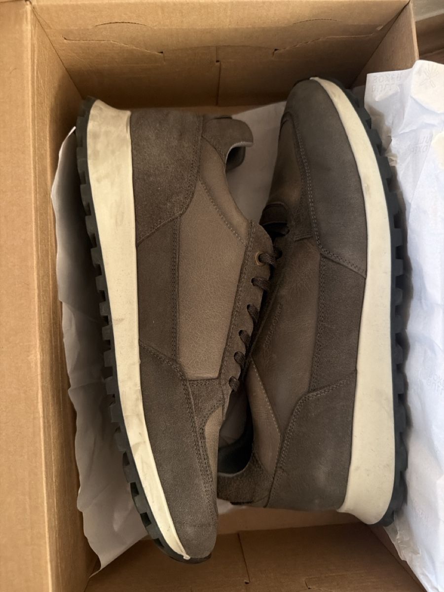 Chaussures hommes: Herren Sneaker – Neuf avec emballage d'origine à Hinterkappelen par NikicBalkan1504