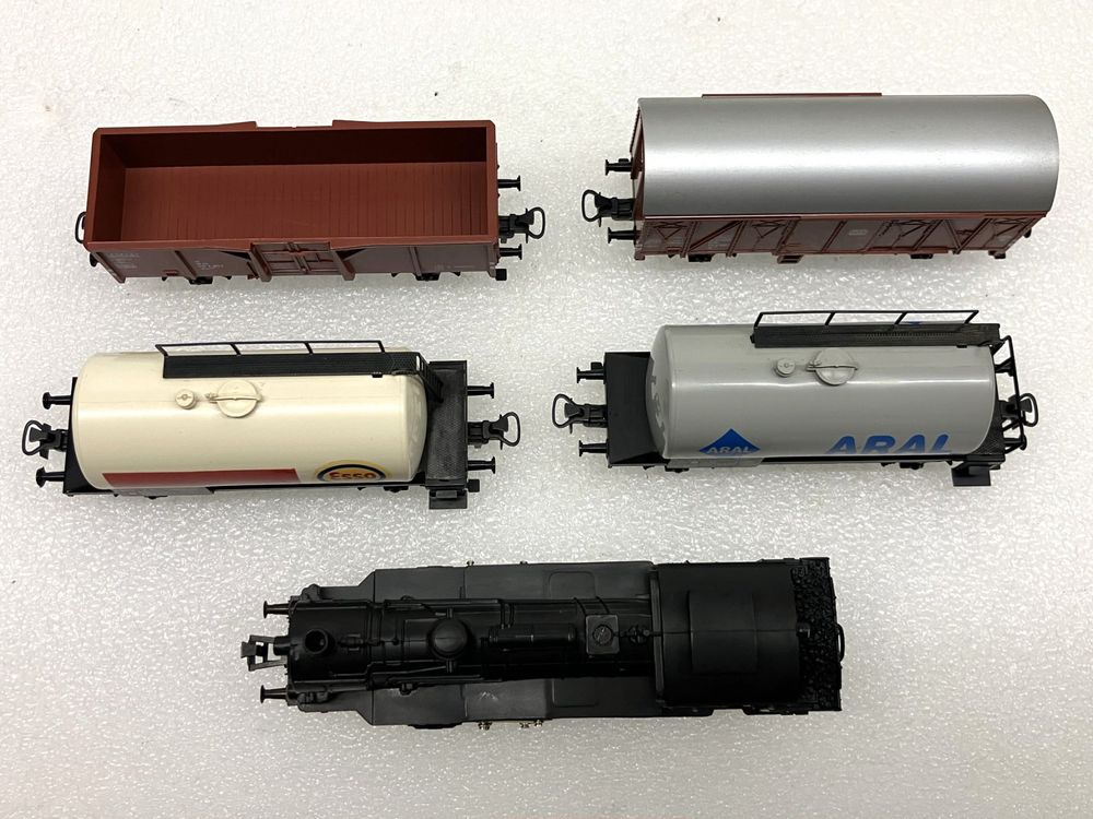 Märklin Modelleisenbahnen: märklin 3095~ Güterzug mit Dampflok DB 74 701 - ARAL Esso... – Gebraucht aus Thun von retoolinoo 5