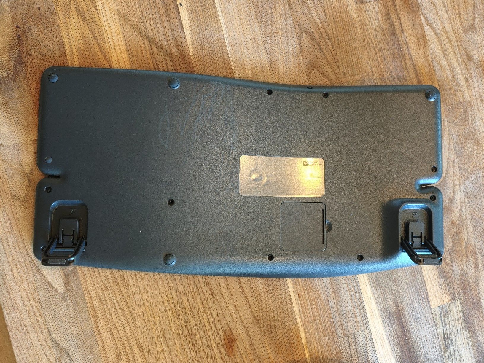 Tastiere: Logitech Ergo K860 Keyboard With Wrist Rest Used – Usato da Zürich venduto da yul_7ccq 1